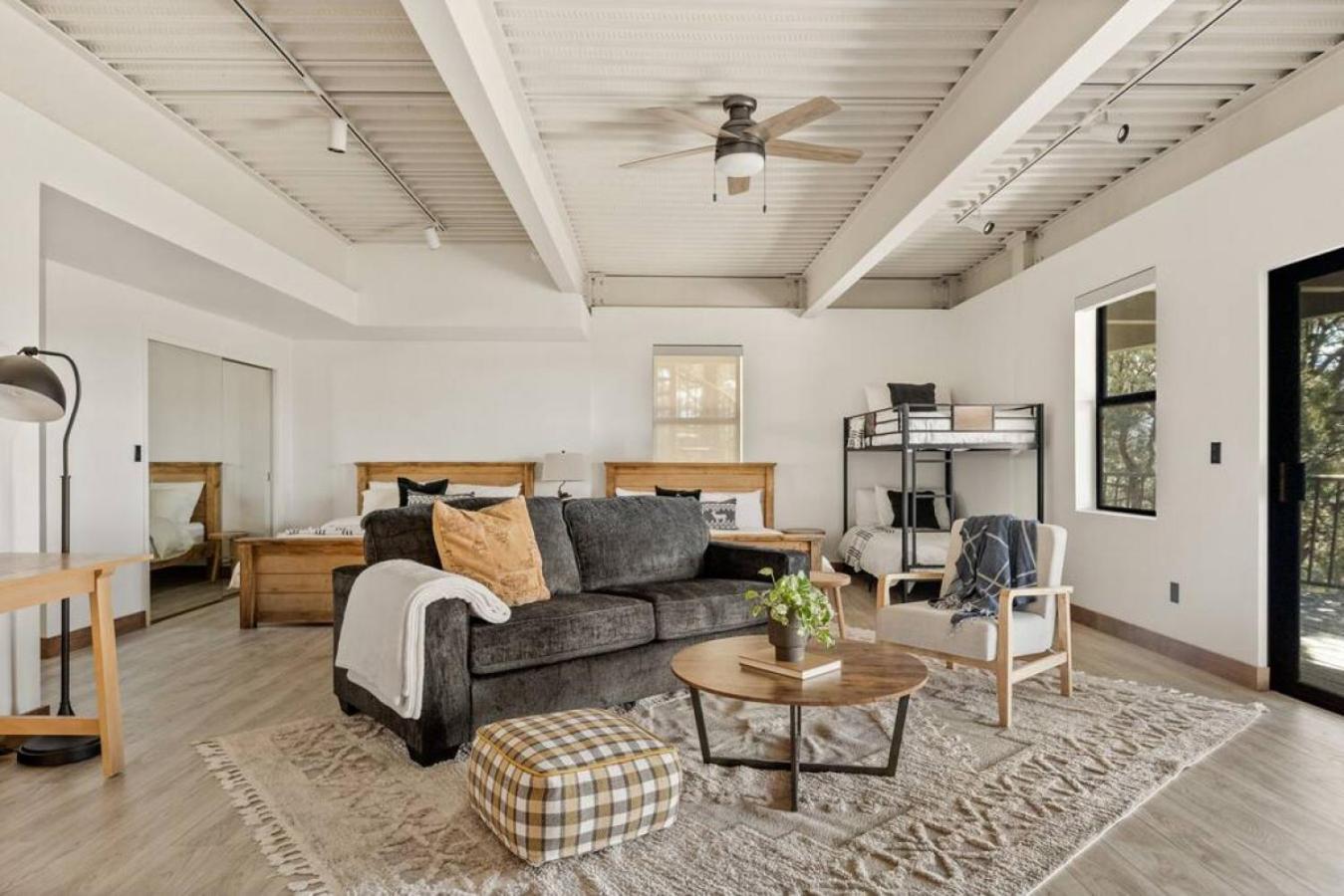 Steel Pine Lodge A Rustic Mountain Retreat Views Baldwin Lake 外观 照片