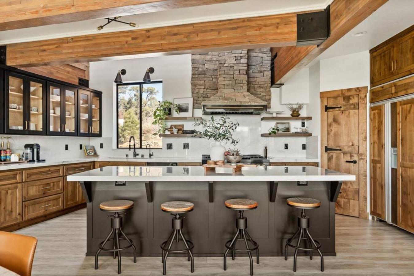 Steel Pine Lodge A Rustic Mountain Retreat Views Baldwin Lake 外观 照片